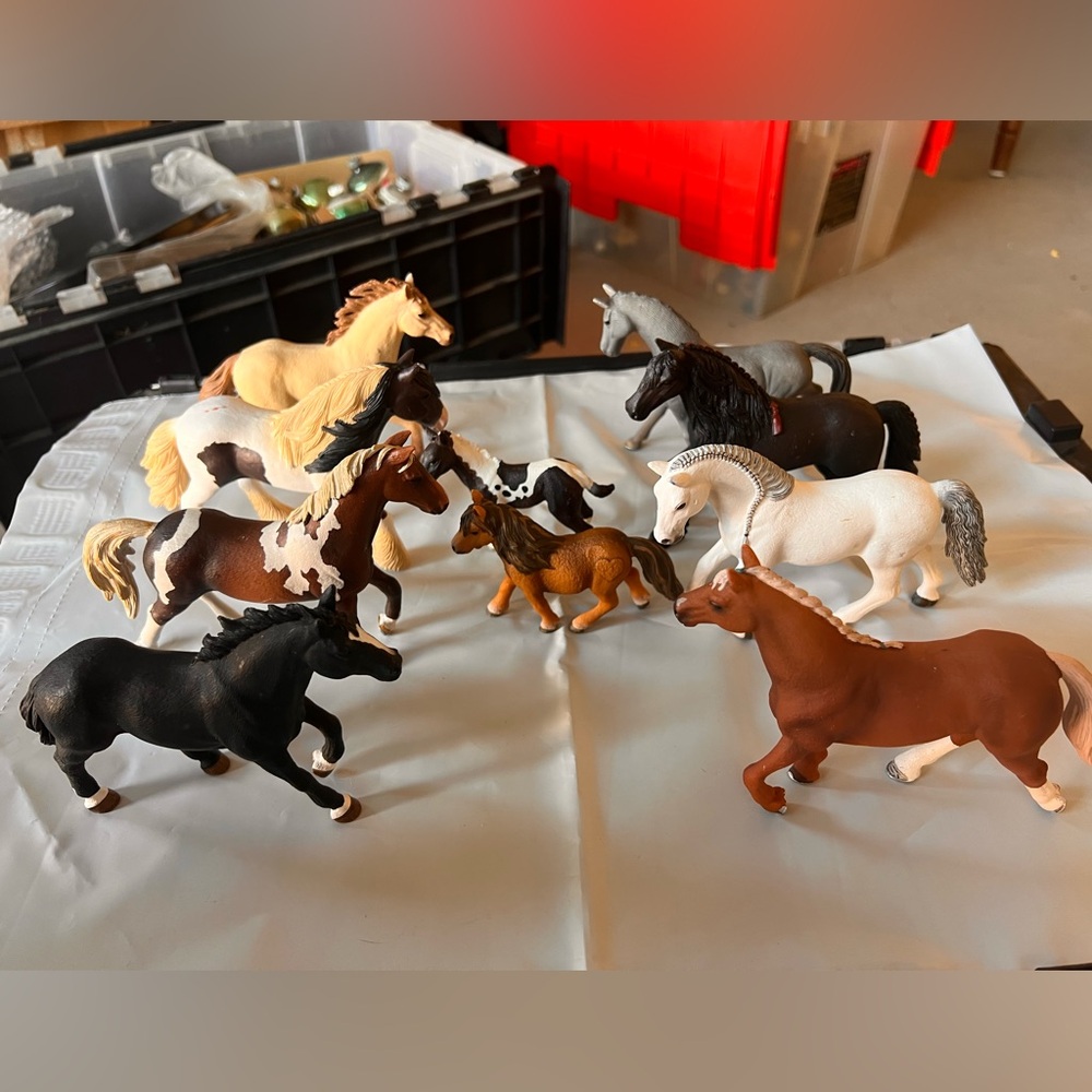 Schleich horse figure lot. 4 boys 4 girls 1 colt and 1 mini pony.